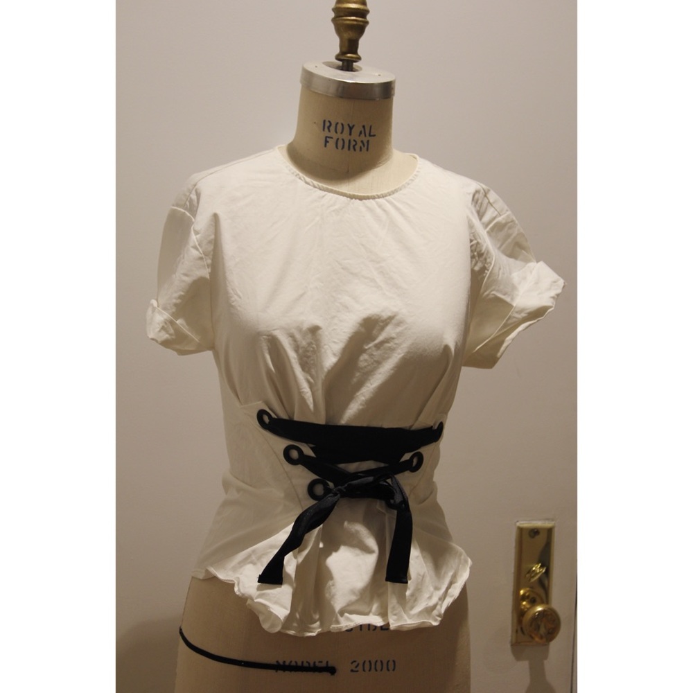 Poplin top with corset detail
